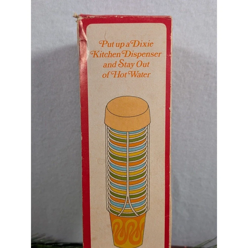 Vintage DIXIE Wax Cups 50 Kitchen 5oz Refills Psychedelic Swirl Design 1970 NOS